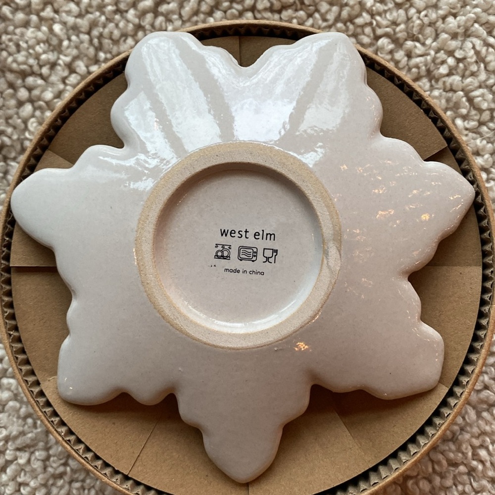 West Elm Snowflakeke Appetizer Plates - Picture 2 of 3